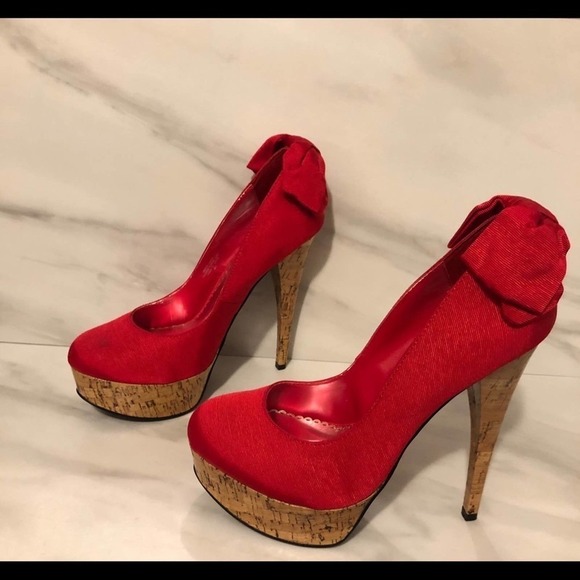 Bebe Stiletto High Heels Kahilia Ruby Red Size 8 Platform Cork Bow Formal - Picture 6 of 16